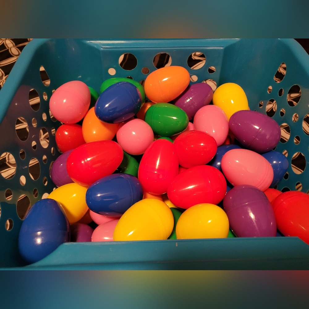 Assorted Plastic Easter Eggs Empty - 100
